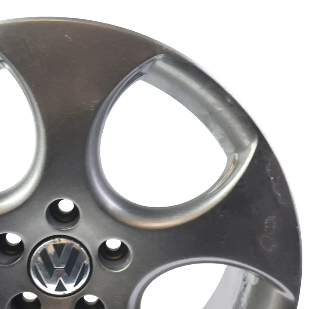 Mk5 Srebrna Felga Aluminiowa 18" 7.5J ET51 do Volkswagen Golf o numerze 1K0601025BA Volkswagen Golf Mk5 Srebrna Felga Aluminiowa 18" 7.5J ET51 - SKU 1K0601025BA-7 - Numer Części 1K0601025BA