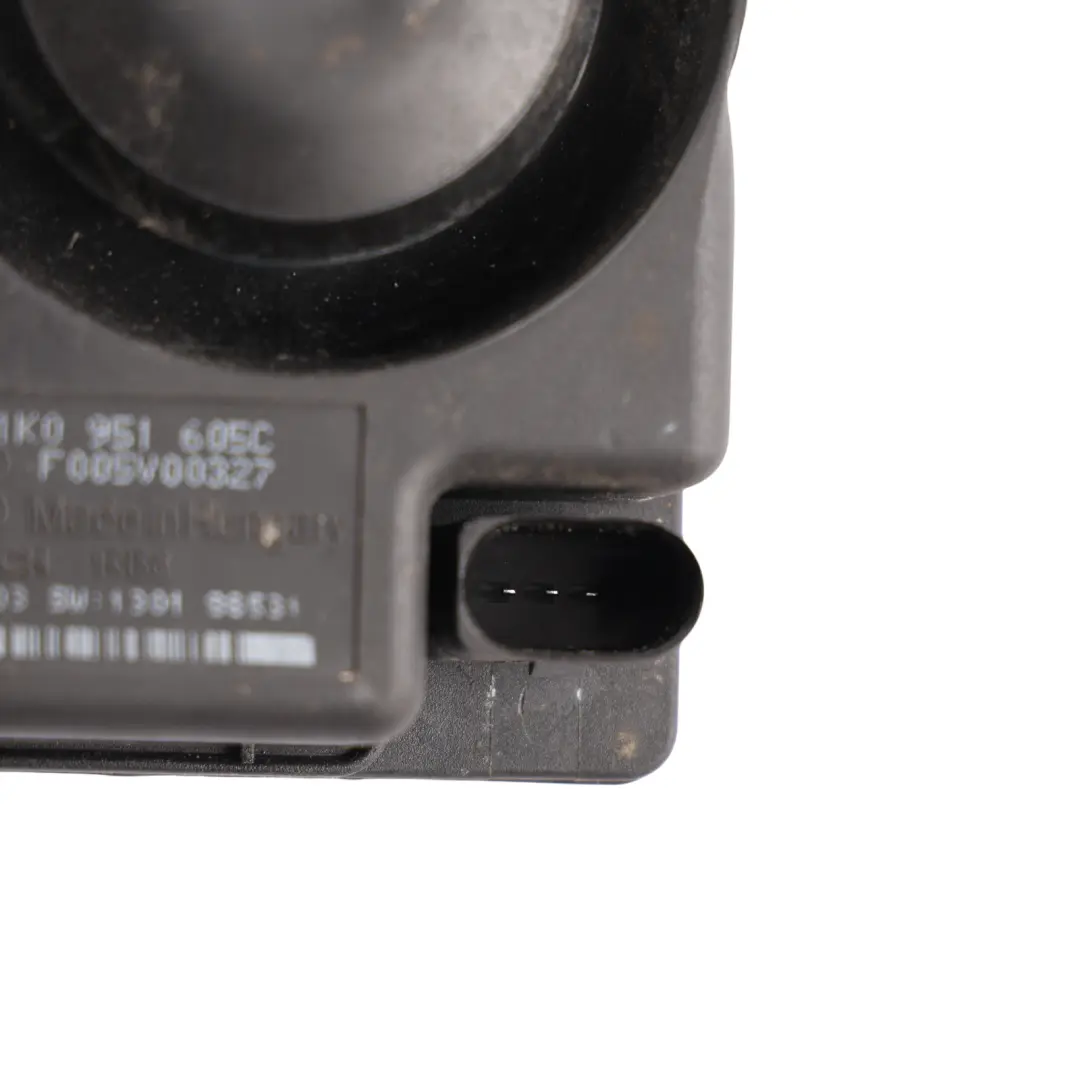 Alarm System Siren Anti-Theft Signal to VW Volkswagen Golf Audi Seat with Part number 1K0951605C VW Volkswagen Golf Audi Seat Alarm System Siren Anti-Theft Signal - SKU 1K0951605C - Part number 1K0951605C