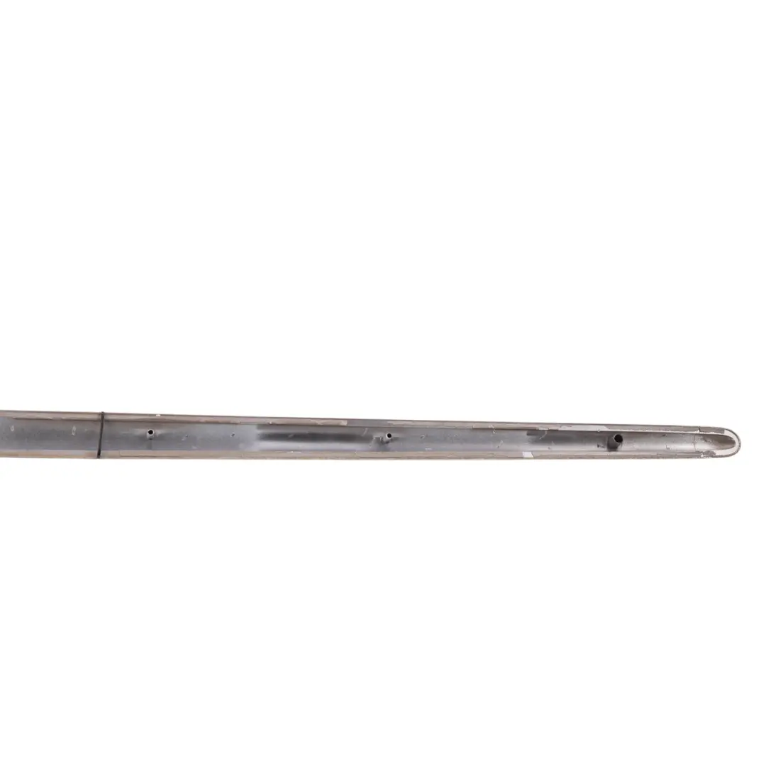 MK5 Front Door Strip Trim Cover Right O/S Reflex Silver - A7W to Volkswagen Golf with Part number 1K3853516A Volkswagen Golf MK5 Front Door Strip Trim Cover Right O/S Reflex Silver - A7W - SKU 1K3853516A-RES - Part number 1K3853516A