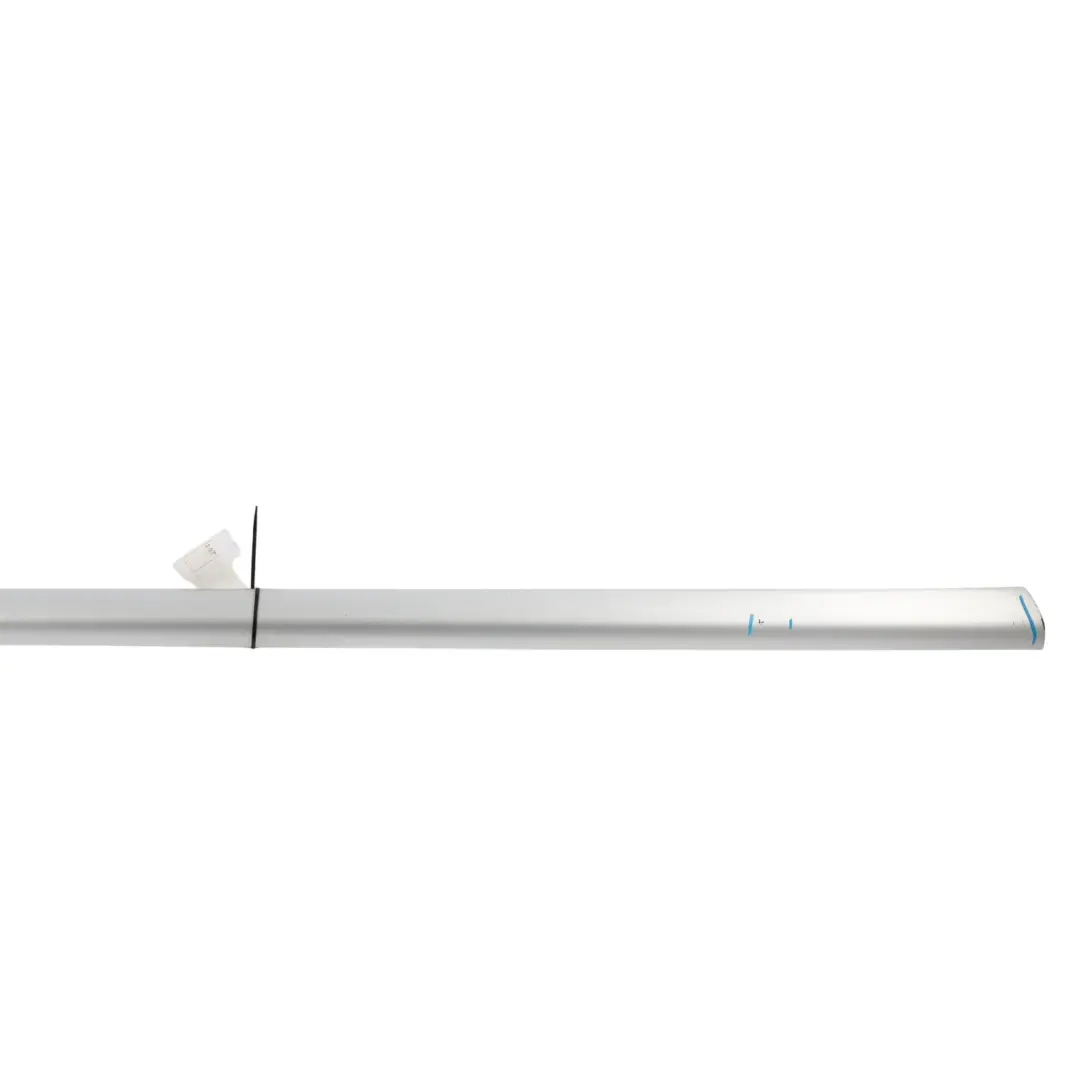 MK5 Front Door Strip Trim Cover Right O/S Reflex Silver - A7W to Volkswagen Golf with Part number 1K3853516A Volkswagen Golf MK5 Front Door Strip Trim Cover Right O/S Reflex Silver - A7W - SKU 1K3853516A-RES - Part number 1K3853516A