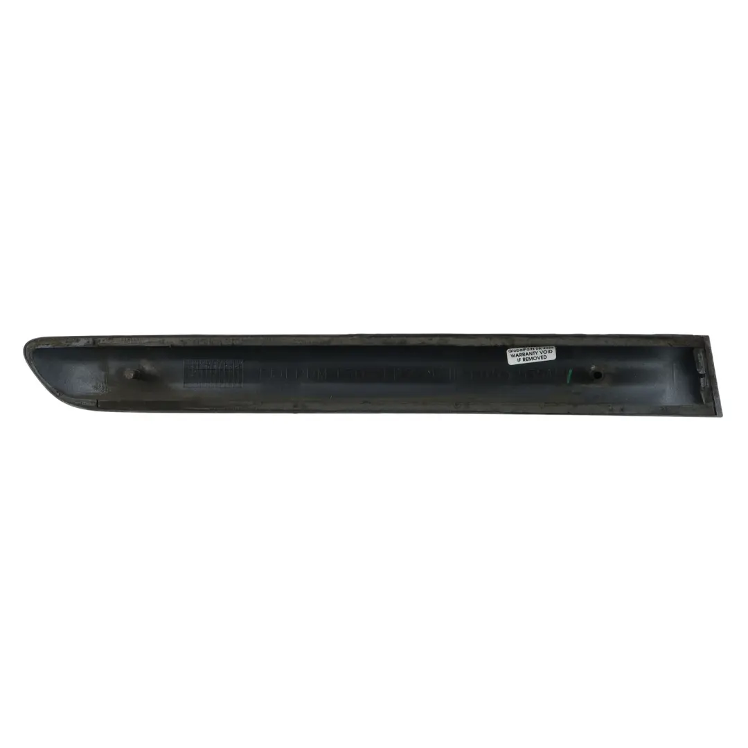 Mk5 Seitenwand Zierleiste Links Reflex Silber Metallic A7W für Volkswagen Golf mit Teilenummer 1K3853535A Volkswagen Golf Mk5 Seitenwand Zierleiste Links Reflex Silber Metallic A7W - SKU 1K3853535A-RES - Teilenummer 1K3853535A