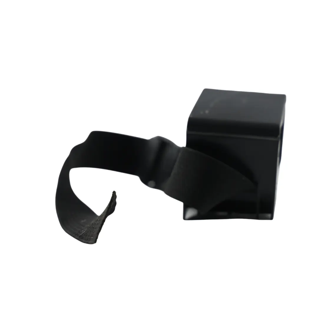 MK3 Kofferraum Warndreieck Halterung Gurt für Volkswagen Scirocco mit Teilenummer 1K6860266D Volkswagen Scirocco MK3 Kofferraum Warndreieck Halterung Gurt - SKU 1K6860266D-1 - Teilenummer 1K6860266D