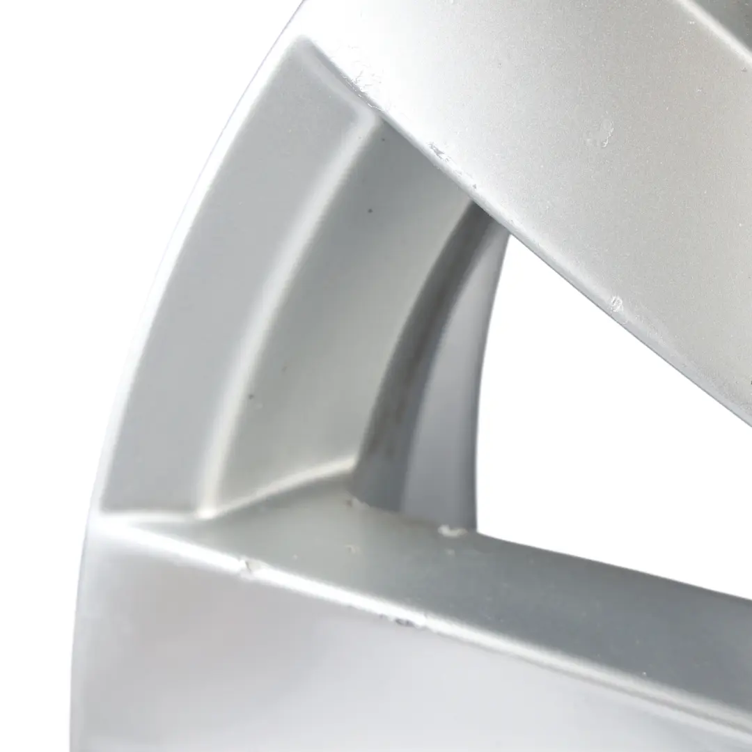 Jante Alliage Argent 19" 8J ET:41 5x112 Lugano pour Volkswagen Scirocco à propos du numéro de pièce 1K8601025C Volkswagen Scirocco Jante Alliage Argent 19" 8J ET:41 5x112 Lugano - SKU 1K8601025C-1 - Numéro de pièce 1K8601025C