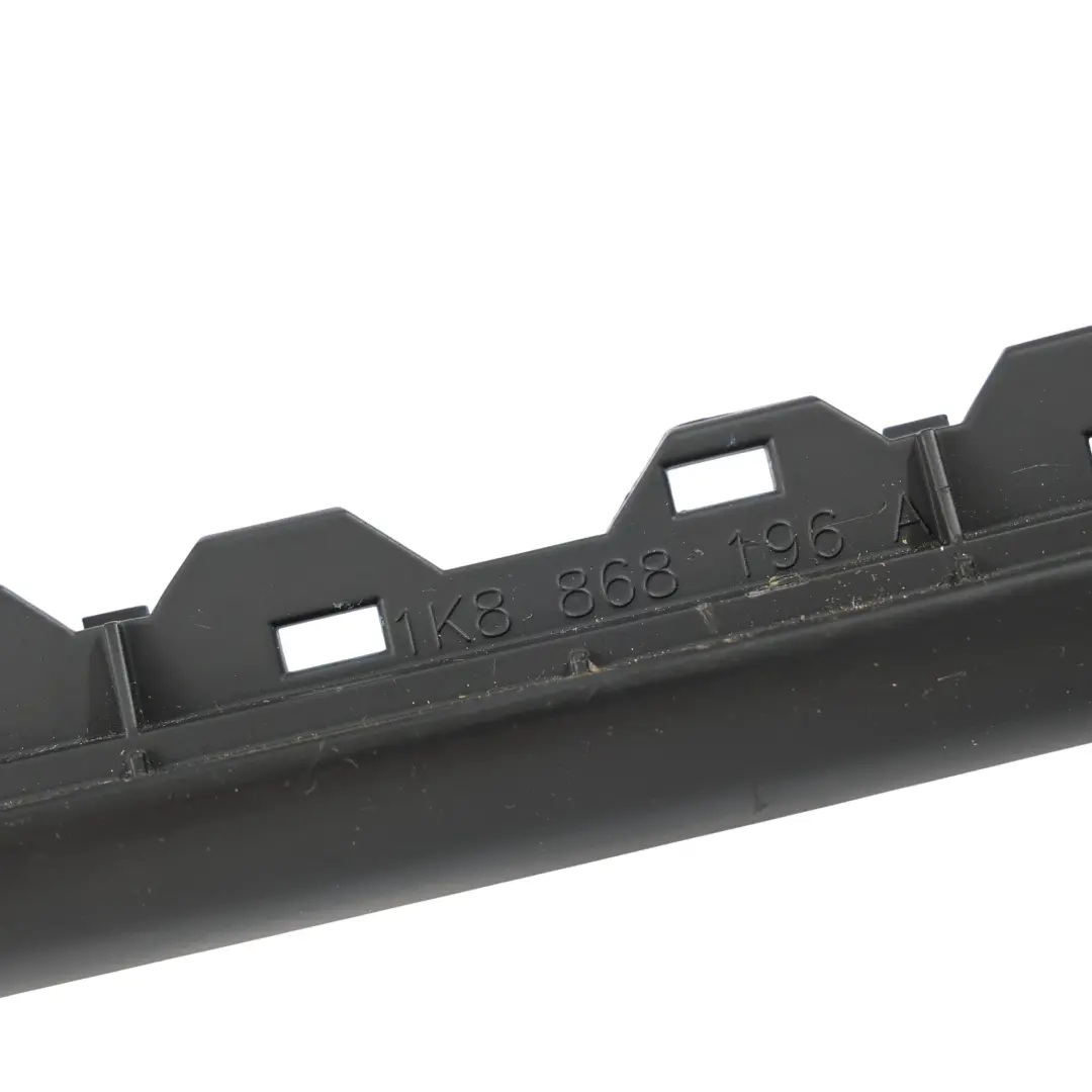 MK3 Garniture Poignée Porte Avant Droit pour Volkswagen Scirocco à propos du numéro de pièce 1K8868056A Volkswagen Scirocco MK3 Garniture Poignée Porte Avant Droit - SKU 1K8868056A-1 - Numéro de pièce 1K8868056A