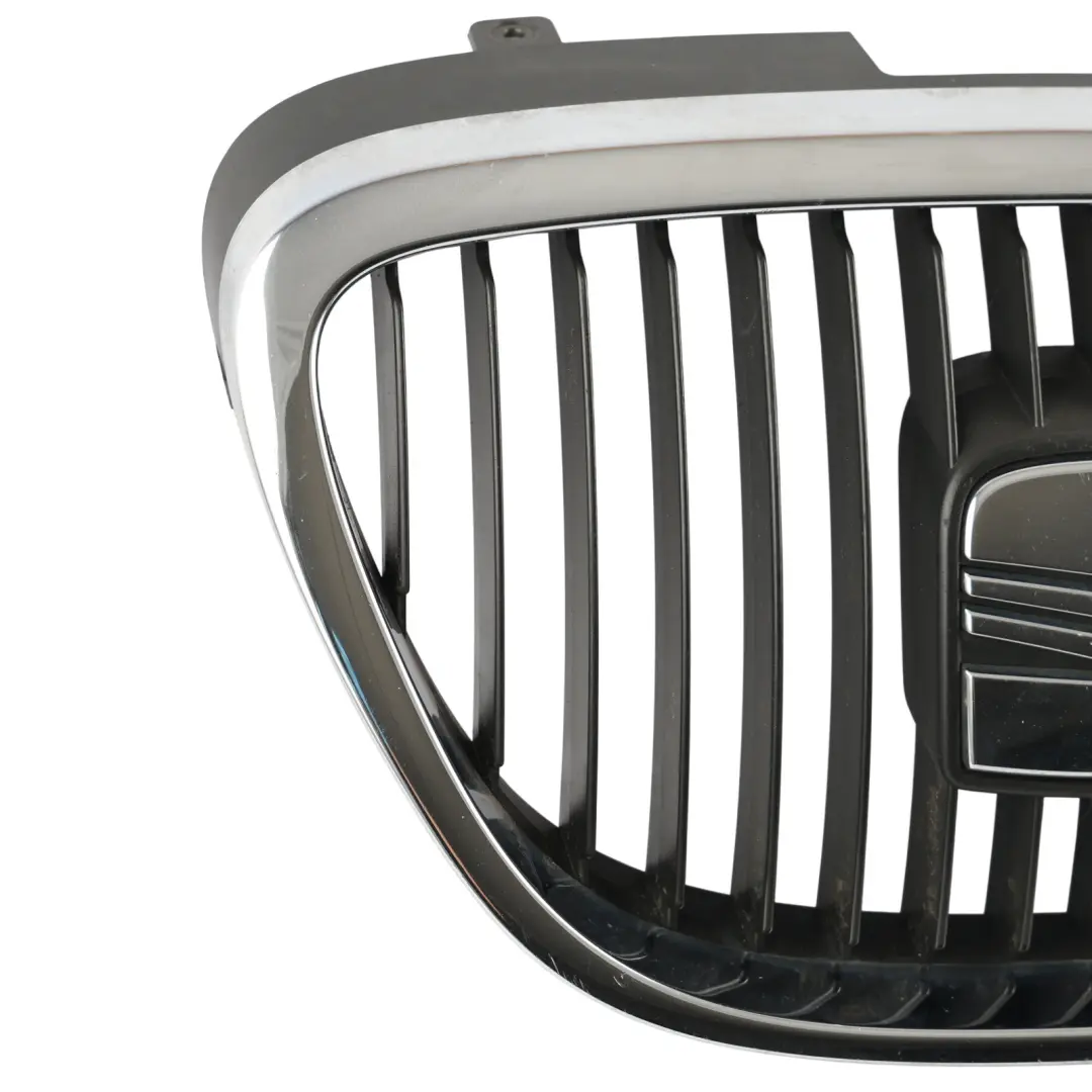 Seat Leon FR Mk2 Front Bumper Upper Centre Grille Cover Panel - SKU 1P0853651C - Part number 1P0853651C