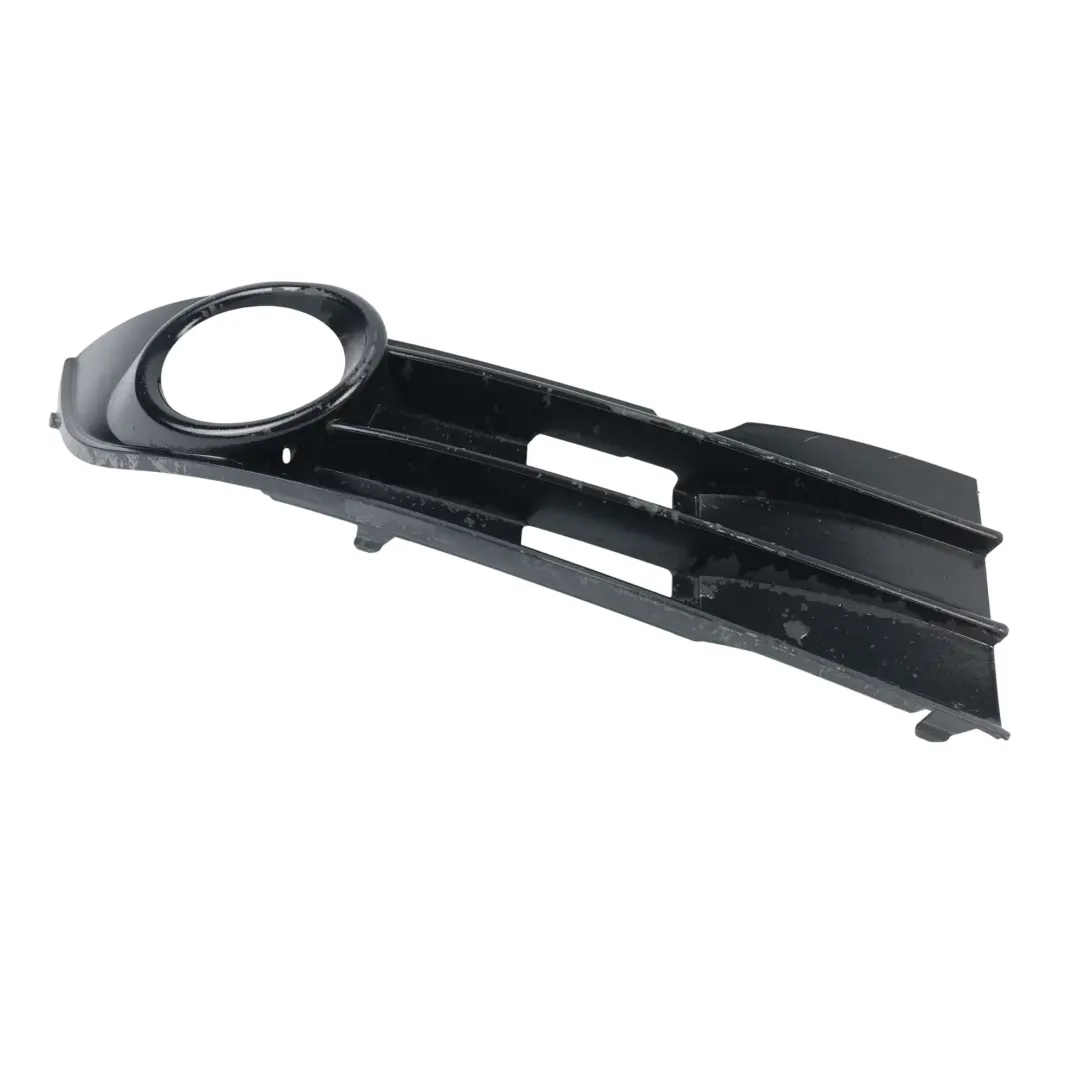 Volkswagen Touran 1T Kratka Halogenu Zderzaka Przedniego Prawa - SKU 1T0853666K - Numer Części 1T0853666K