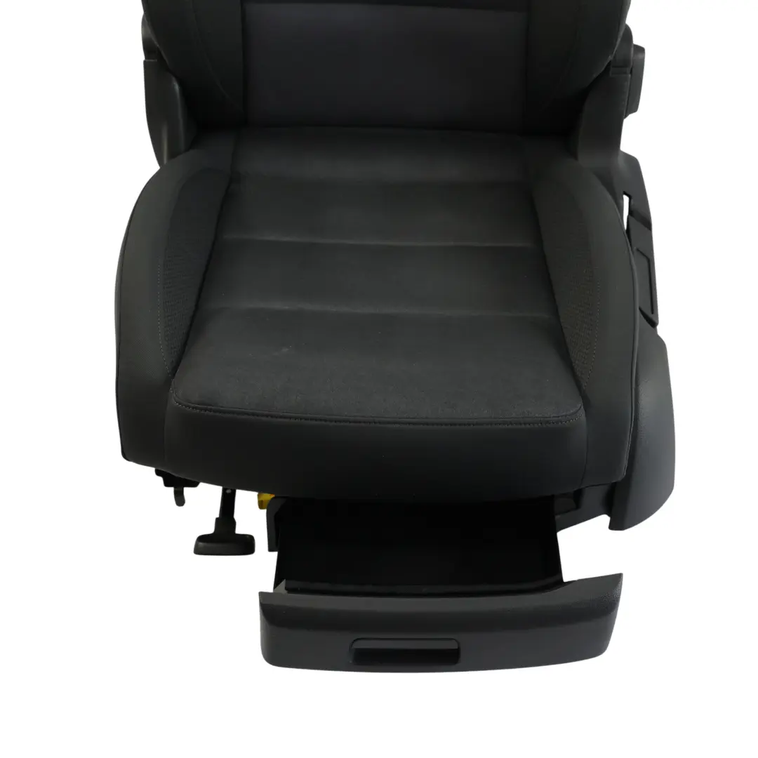 Volkswagen Touran 1T Siège Avant Gauche Tissu Anthracite Chauffant - SKU 1T0881805RC-1 - Numéro de pièce 1T0881805RC