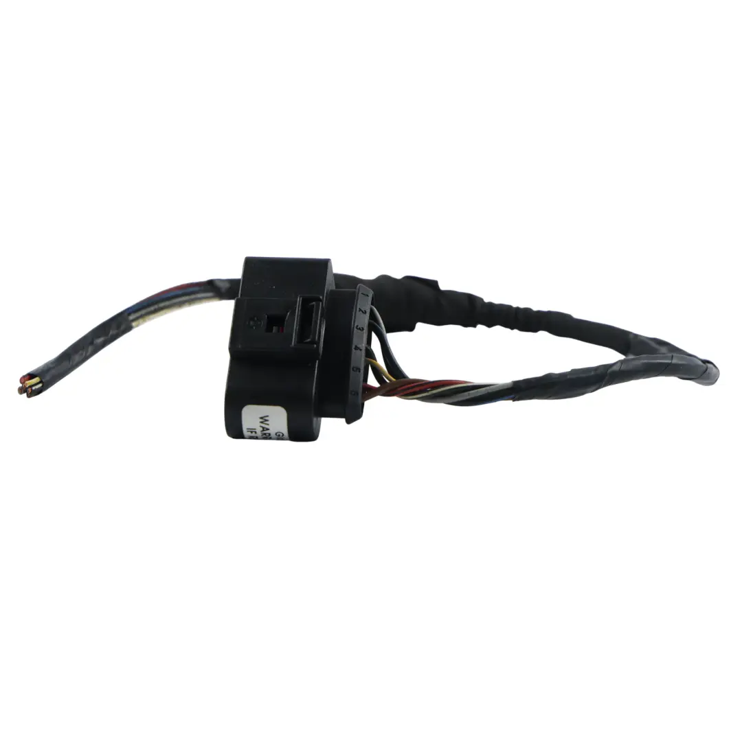 Wtyczka Gniazdo Lampy Tylnej Lewa do Volkswagen Touran 1T o numerze 1T0945095N Volkswagen Touran 1T Wtyczka Gniazdo Lampy Tylnej Lewa - SKU 1T0945095N-2 - Numer Części 1T0945095N