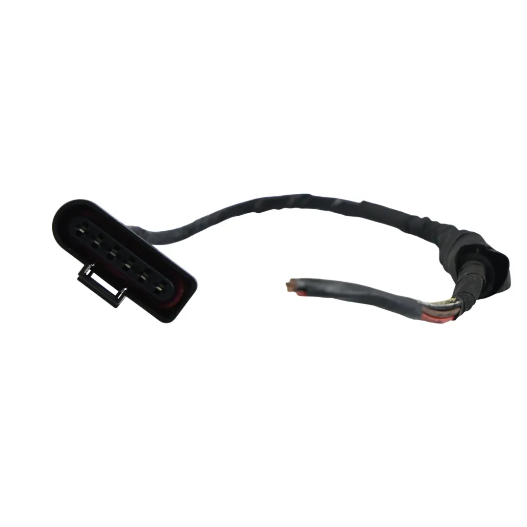 Wtyczka Gniazdo Lampy Tylnej Lewa do Volkswagen Touran 1T o numerze 1T0945095N Volkswagen Touran 1T Wtyczka Gniazdo Lampy Tylnej Lewa - SKU 1T0945095N-2 - Numer Części 1T0945095N