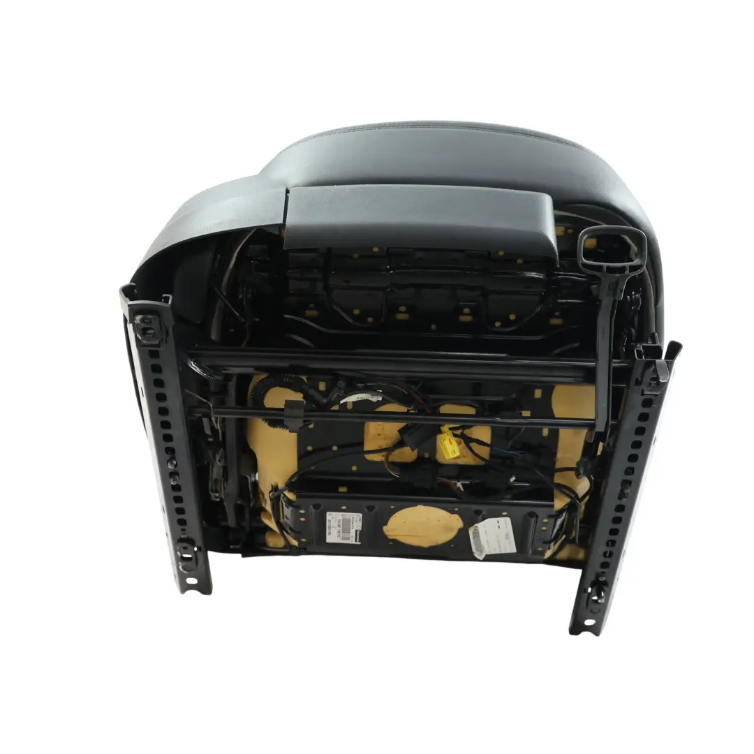 Skoda Octavia Scout 1Z Fotel Prawy Podgrzewany Alcantara Czarny Satynowy - SKU 1Z0881806MJ-1 - Numer Części 1Z0881806MJ