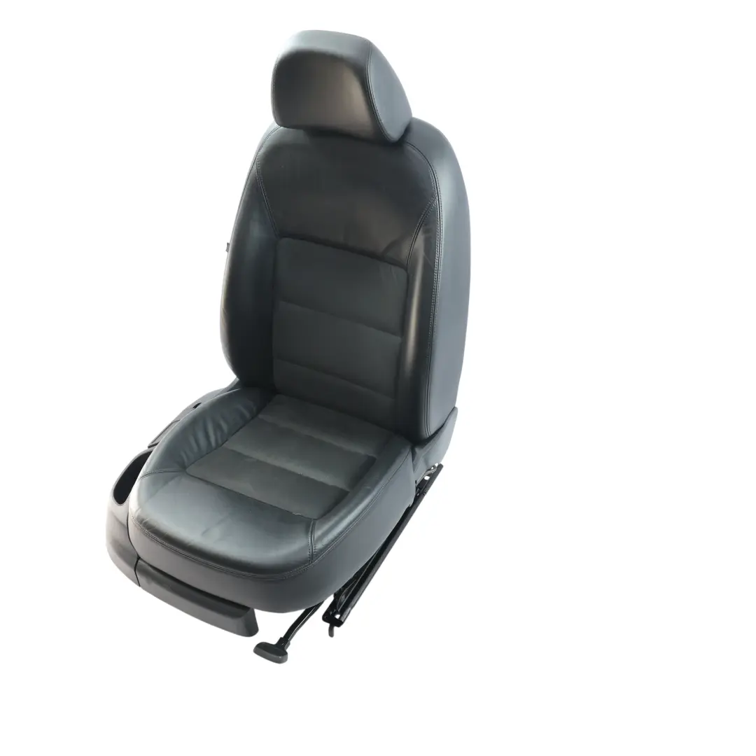 Skoda Octavia Scout 1Z Fotel Prawy Podgrzewany Alcantara Czarny Satynowy - SKU 1Z0881806MJ-1 - Numer Części 1Z0881806MJ