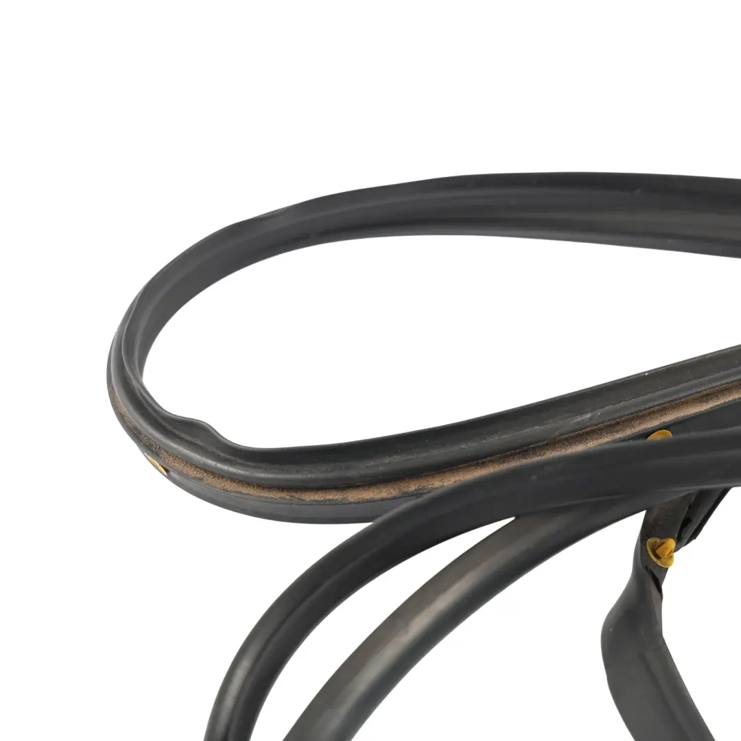 Skoda Octavia Mk2 Estate Rear Door Seal Gasket Surround Left N/S - SKU 1Z9839697C - Part number 1Z9839697C