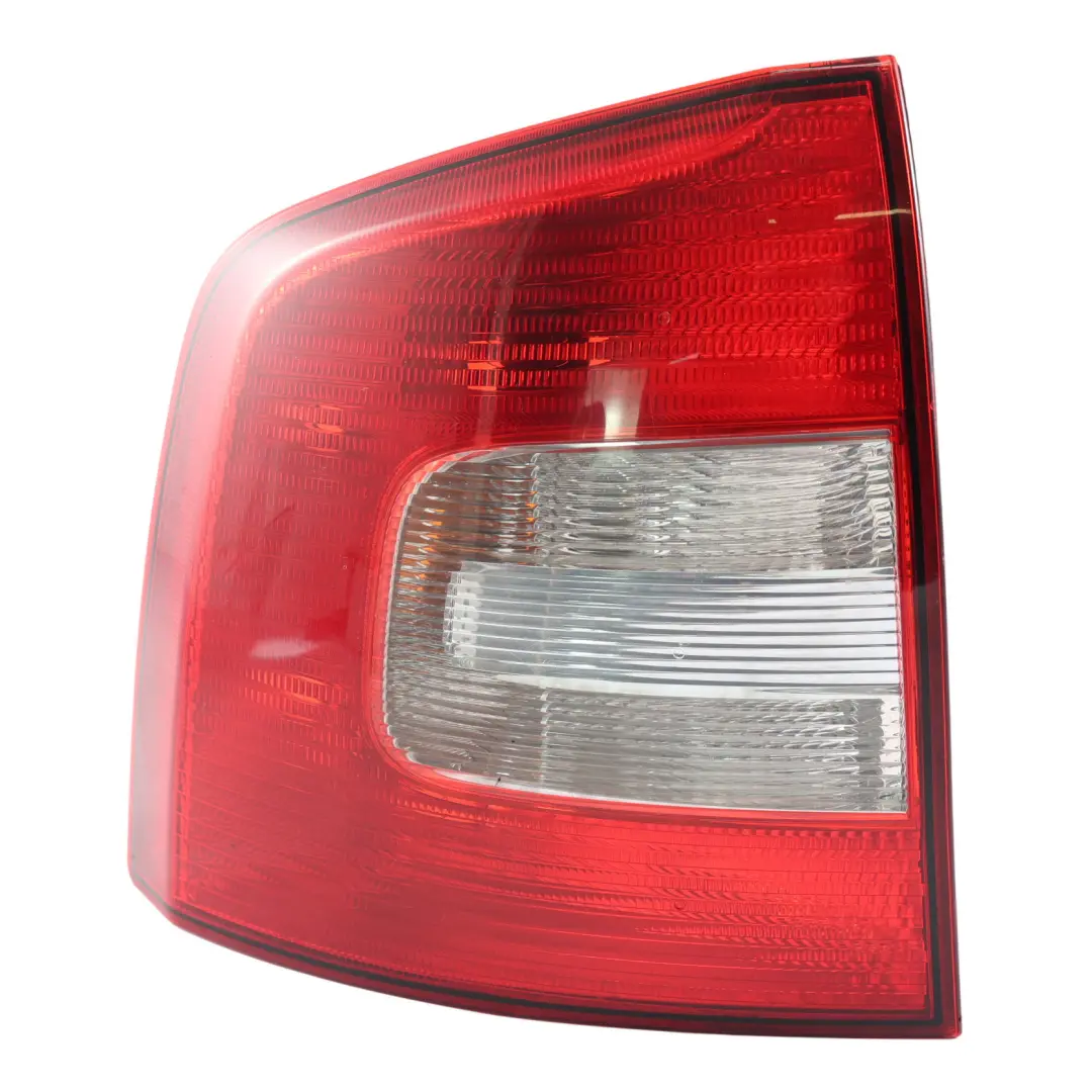 Skoda Octavia Mk2 Tylna Lewa Lampa Boczna - SKU 1Z9945095A - Numer Części 1Z9945095A