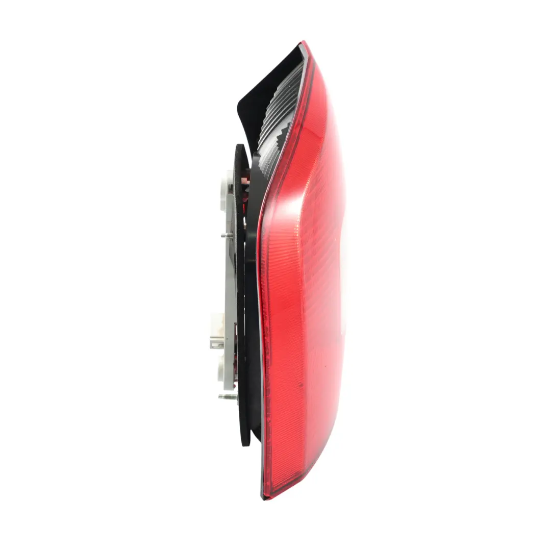 Mk2 Tylna Lewa Lampa Boczna do Skoda Octavia o numerze 1Z9945095A Skoda Octavia Mk2 Tylna Lewa Lampa Boczna - SKU 1Z9945095A - Numer Części 1Z9945095A