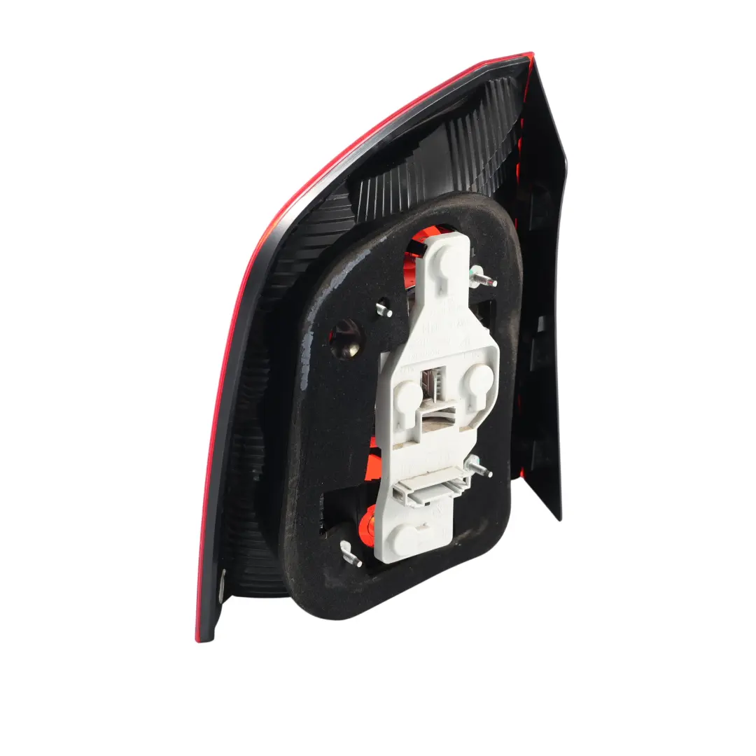 Mk2 Prawa Tylna Lampa Zewnętrzna do Skoda Octavia o numerze 1Z9945096A Skoda Octavia Mk2 Prawa Tylna Lampa Zewnętrzna - SKU 1Z9945096A - Numer Części 1Z9945096A
