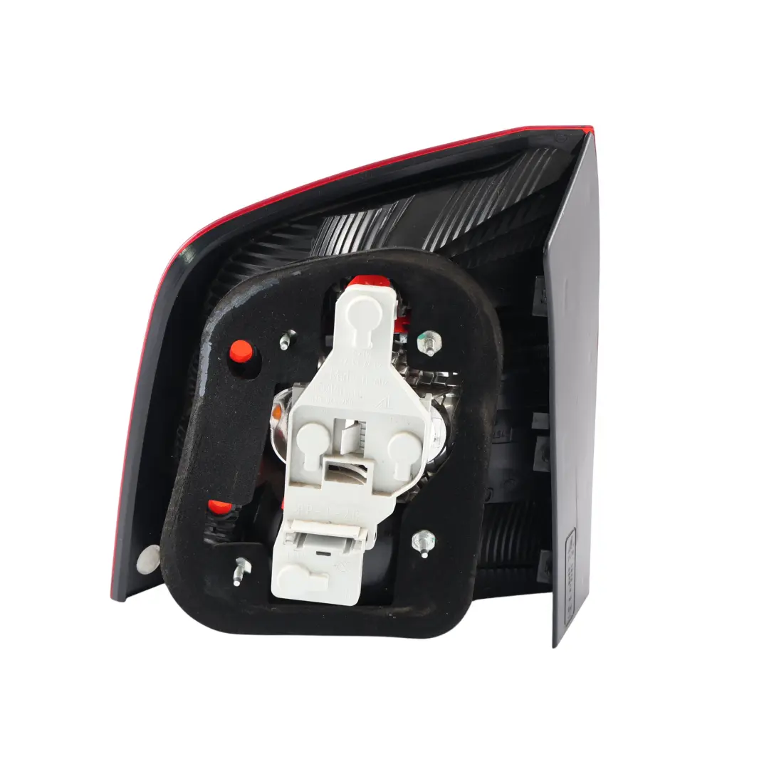 Mk2 Prawa Tylna Lampa Zewnętrzna do Skoda Octavia o numerze 1Z9945096A Skoda Octavia Mk2 Prawa Tylna Lampa Zewnętrzna - SKU 1Z9945096A - Numer Części 1Z9945096A