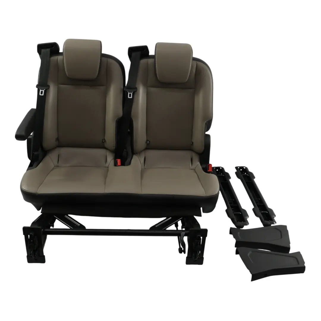 Siège Double Arrière Droit Cuir Torino Medium Stone pour Ford Tourneo Custom à propos du numéro de pièce 2033473 Ford Tourneo Custom Siège Double Arrière Droit Cuir Torino Medium Stone - SKU 2033473 - Numéro de pièce 2033473