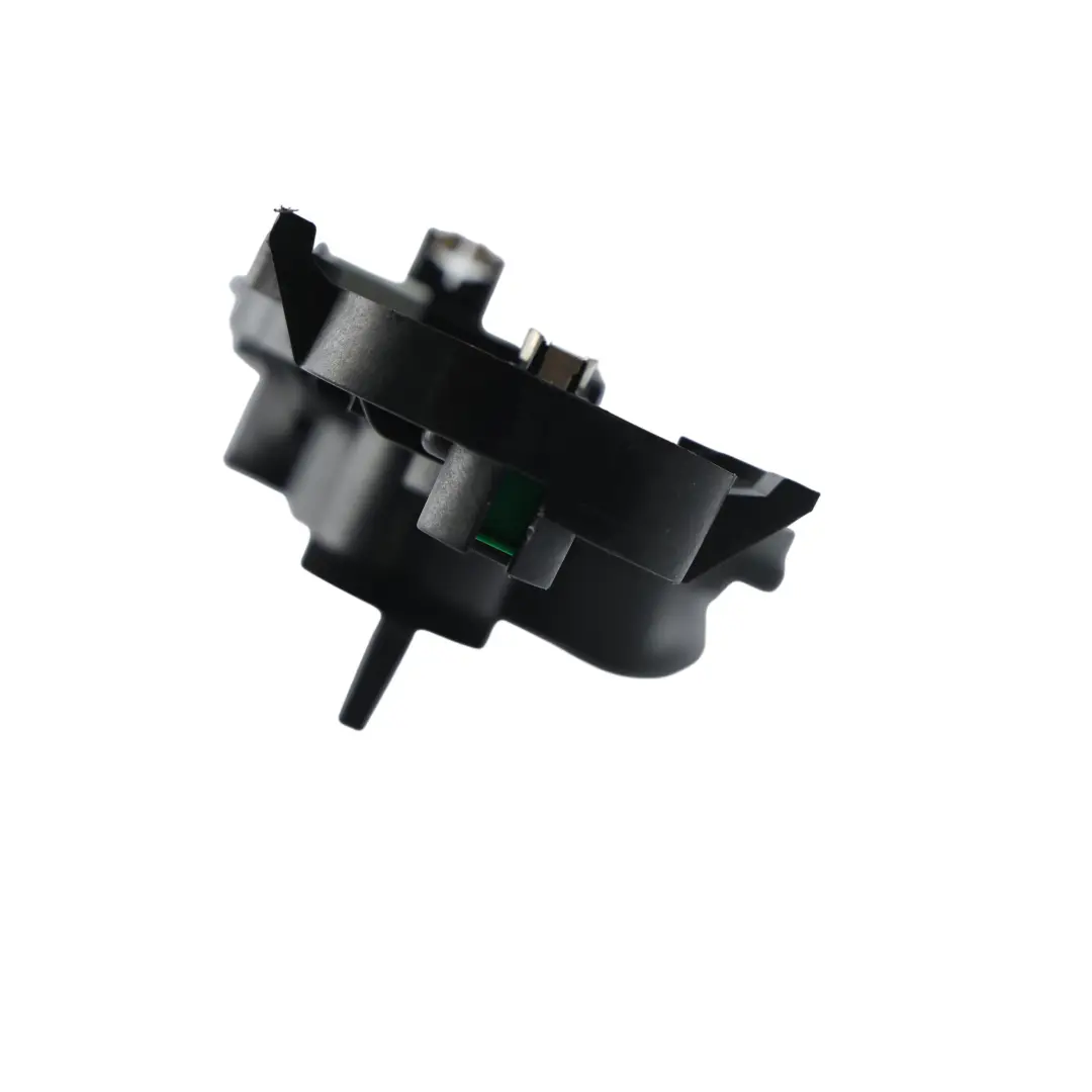 Tail Light Bulb Holder Socket Right O/S to Citroën Boxer Relay Ducato Rear with Part number 20610751 Citroën Boxer Relay Ducato Rear Tail Light Bulb Holder Socket Right O/S - SKU 20610751 - Part number 20610751