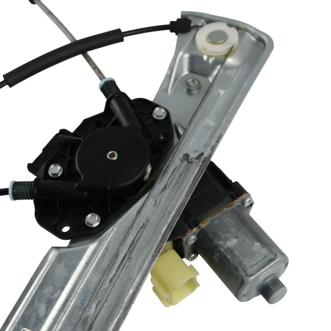 C520 Silnik Podnośnika Szyby Przedni Lewy CJ54-S23201-BR do Ford Kuga o numerze 2138696 Ford Kuga C520 Silnik Podnośnika Szyby Przedni Lewy CJ54-S23201-BR - SKU 2138696 - Numer Części 2138696