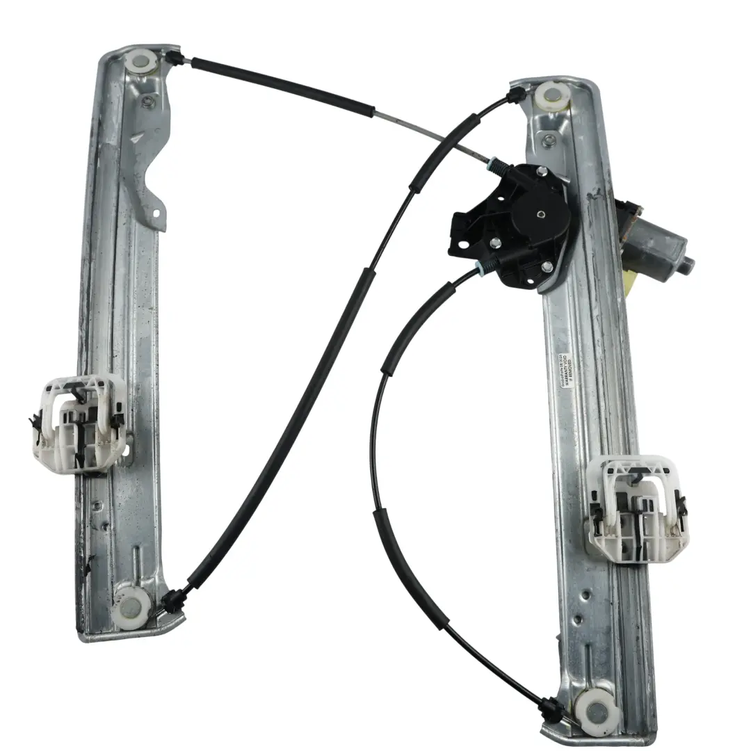 C520 Silnik Podnośnika Szyby Przedni Lewy CJ54-S23201-BR do Ford Kuga o numerze 2138696 Ford Kuga C520 Silnik Podnośnika Szyby Przedni Lewy CJ54-S23201-BR - SKU 2138696 - Numer Części 2138696