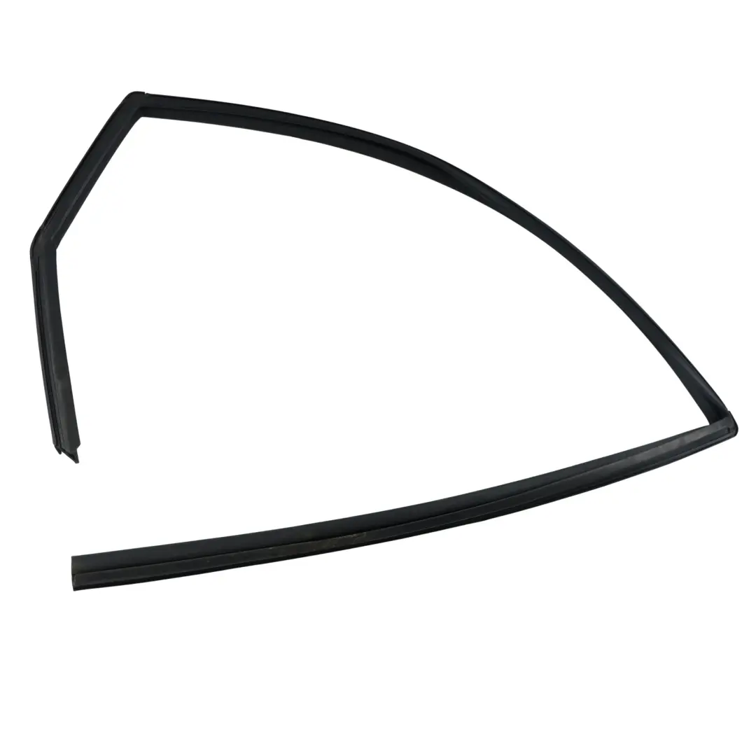 Ford Fiesta Mk8 Tylna Prawa Uszczelka Szyby Drzwi H1BB-A25824-AC - SKU 2218541 - Numer Części 2218541