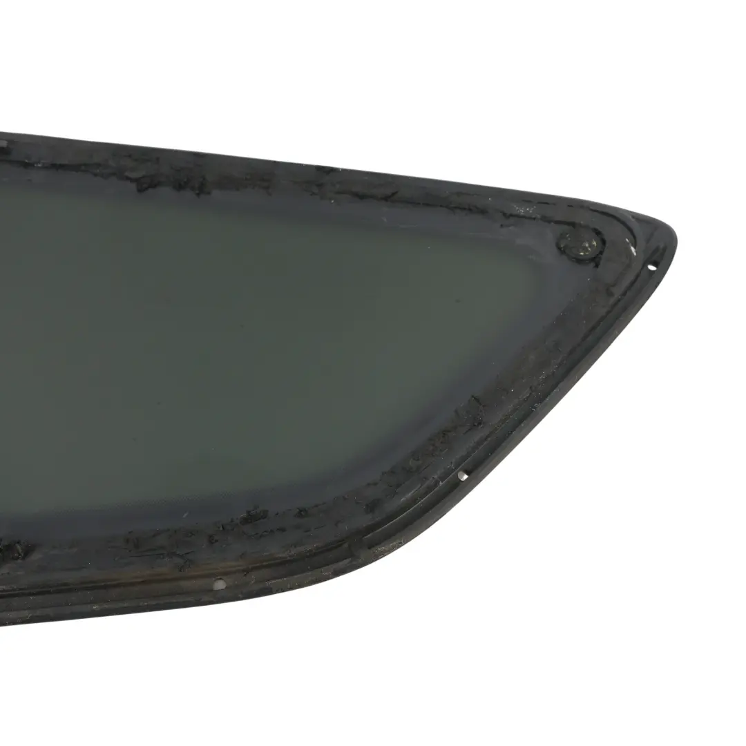 C520 Szyba Boczna Tylna Prawa AS3 do Ford Kuga o numerze 2269725 Ford Kuga C520 Szyba Boczna Tylna Prawa AS3 - SKU 2269725 - Numer Części 2269725