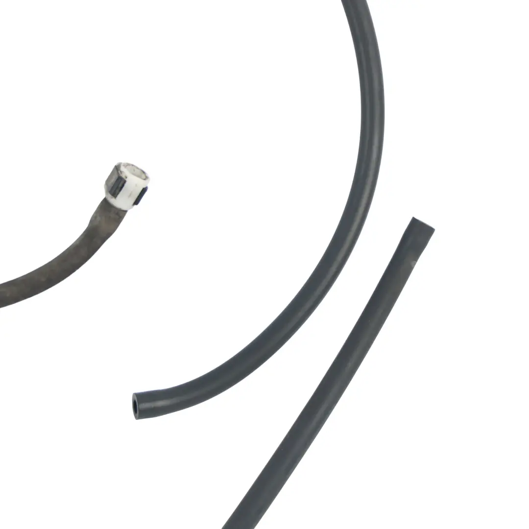 Mk8 Windscreen Front Window Washer Hose Pipe Line BK31-16K605-CF to Ford Transit with Part number 2393219 Ford Transit Mk8 Windscreen Front Window Washer Hose Pipe Line BK31-16K605-CF - SKU RHD-2393219 - Part number 2393219