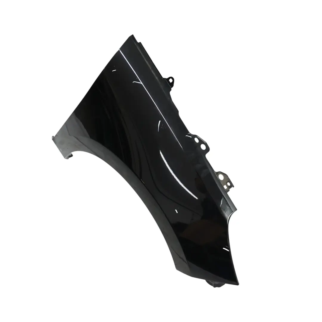 MK8 Guardabarros Delantero Derecho Negro Sombra - G1 para Ford Fiesta con número de pieza 2400942 Ford Fiesta MK8 Guardabarros Delantero Derecho Negro Sombra - G1 - SKU 2400942-SHA - Número de pieza 2400942