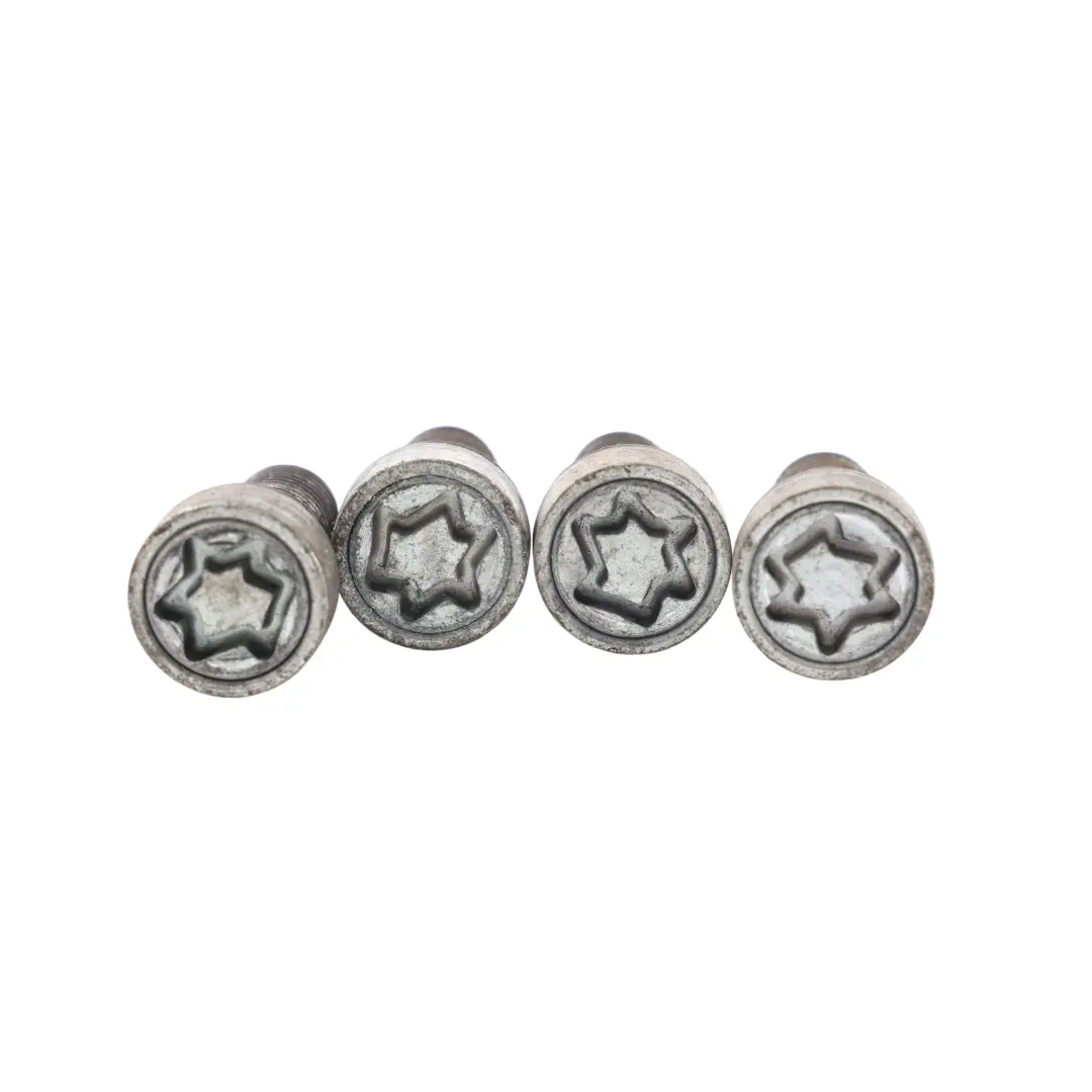 Set Bulloni Sicurezza con Adattatore per BMW E60 E87 E90 con numero di parte 2453959 BMW E60 E87 E90 Set Bulloni Sicurezza con Adattatore - SKU 2453959-6 - Numero di parte 2453959