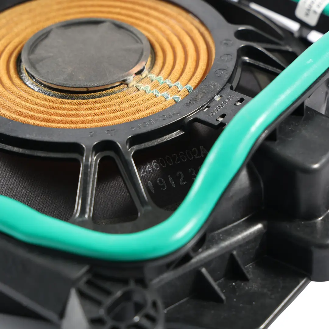 Altoparlante Bass Centrale Sinistro per BMW G20 G20 LCI G21 G22 LCI con numero di parte 2622489 BMW G20 G20 LCI G21 G22 LCI Altoparlante Bass Centrale Sinistro - SKU 2622489 - Numero di parte 2622489