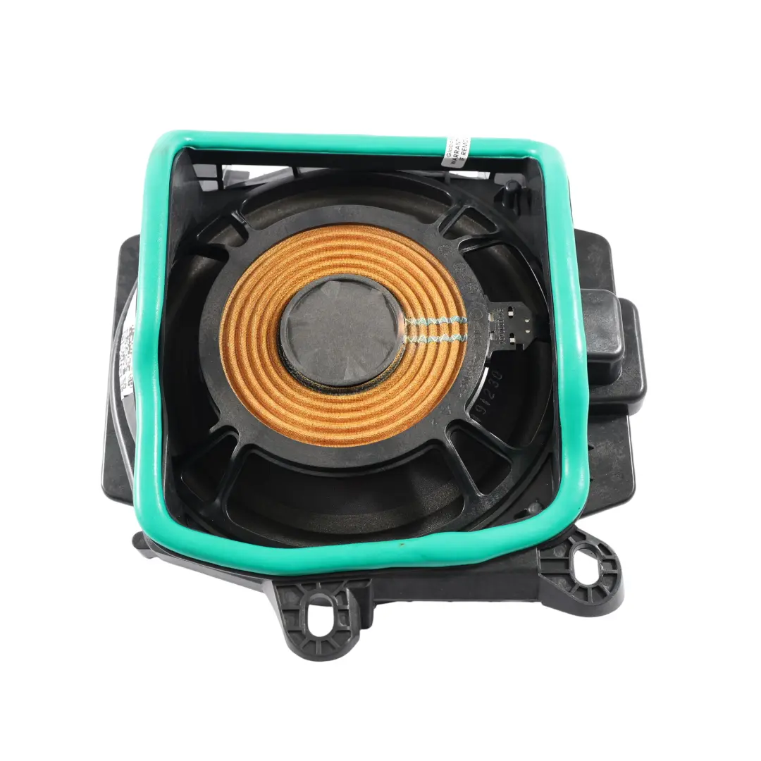 Altoparlante Bass Centrale Sinistro per BMW G20 G20 LCI G21 G22 LCI con numero di parte 2622489 BMW G20 G20 LCI G21 G22 LCI Altoparlante Bass Centrale Sinistro - SKU 2622489 - Numero di parte 2622489