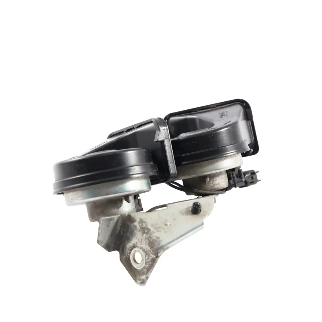 Klakson BM5T-13A803-AC BM5T-13A803-AD do Ford Focus III o numerze 2694304 Ford Focus III Klakson BM5T-13A803-AC BM5T-13A803-AD - SKU 2694304-1 - Numer Części 2694304