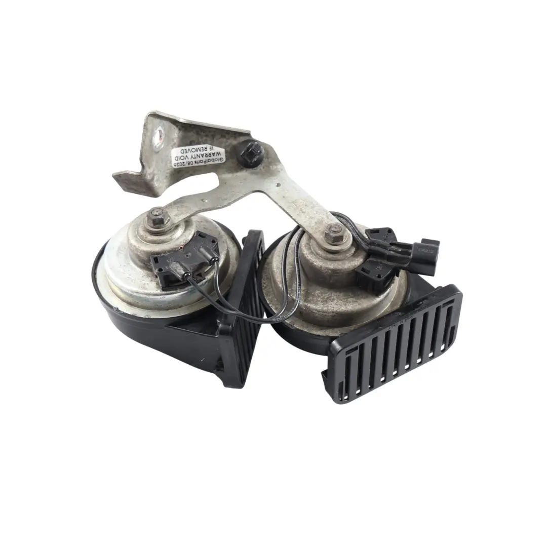 Clacson Sirena Allarme BM5T-13A803-AC BM5T-13A803-AD per Ford Focus III con numero di parte 2694304 Ford Focus III Clacson Sirena Allarme BM5T-13A803-AC BM5T-13A803-AD - SKU 2694304-1 - Numero di parte 2694304