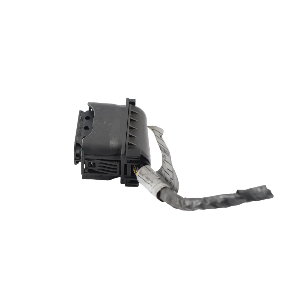 Presa Cablaggio Faro Anteriore Destro per Mini Cooper S R55 R56 R57 LCI con numero di parte 2751880 Mini Cooper S R55 R56 R57 LCI Presa Cablaggio Faro Anteriore Destro - SKU 2751880-2 - Numero di parte 2751880