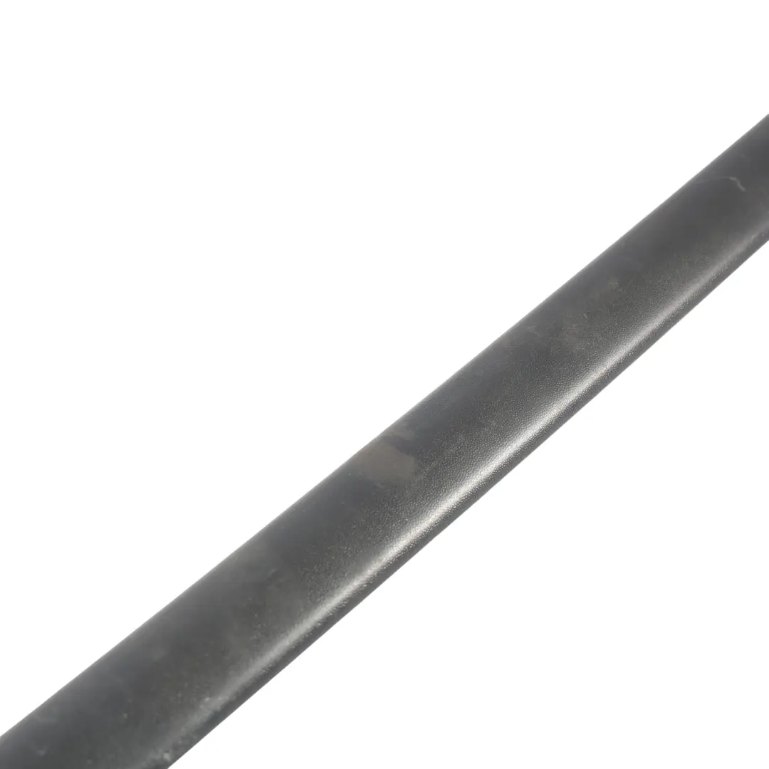 2K Moldura Puerta Delantera Derecha para Volkswagen Caddy con número de pieza 2K0853516C Volkswagen Caddy 2K Moldura Puerta Delantera Derecha - SKU 2K0853516C - Número de pieza 2K0853516C