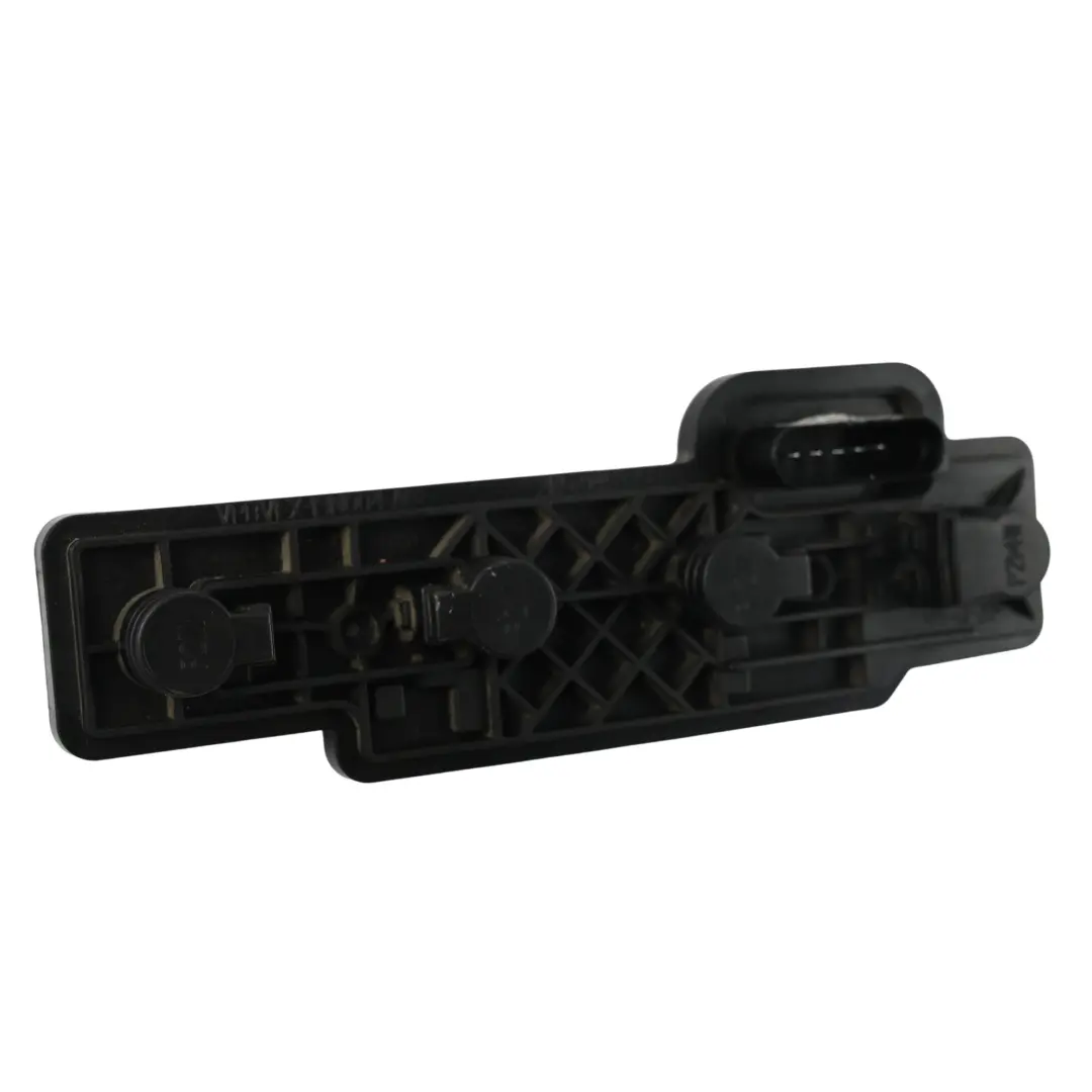 Volkswagen Caddy Mk3 Oprawa Żarówki Lampy Tylnej Prawa - SKU 2K5945258 - Numer Części 2K5945258