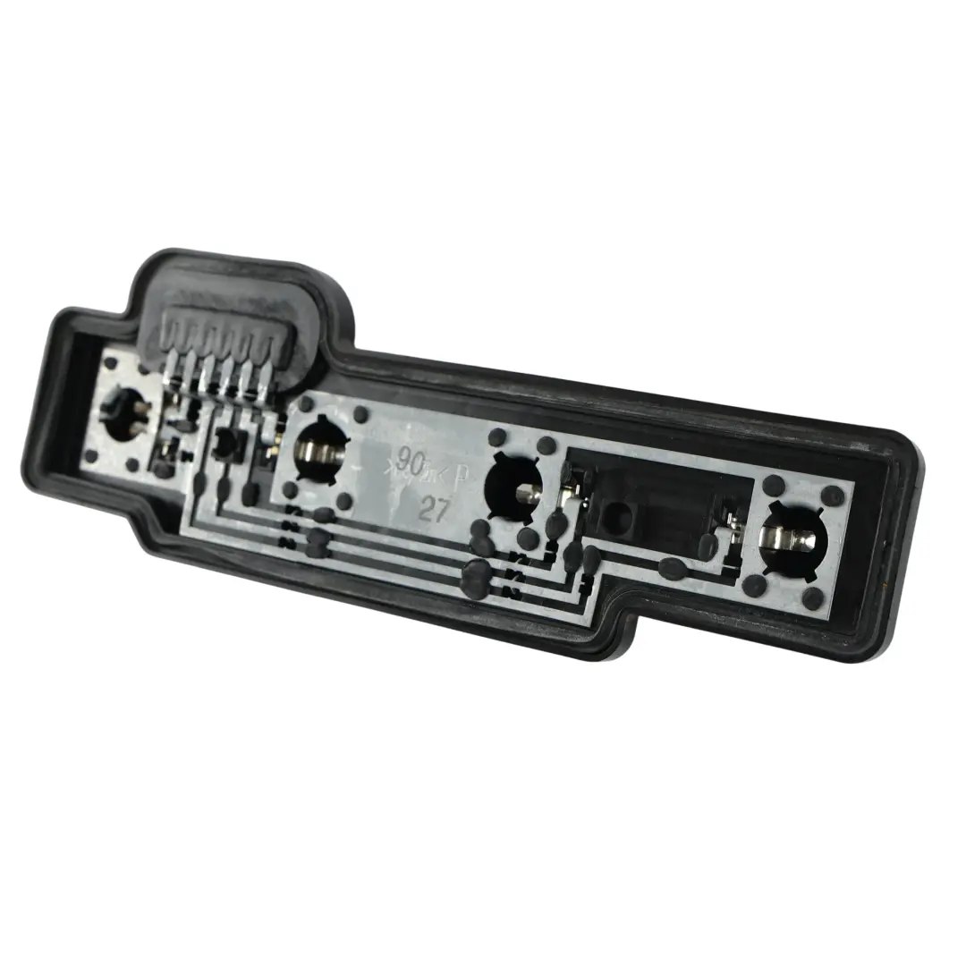 Volkswagen Caddy Mk3 Oprawa Żarówki Lampy Tylnej Prawa - SKU 2K5945258 - Numer Części 2K5945258