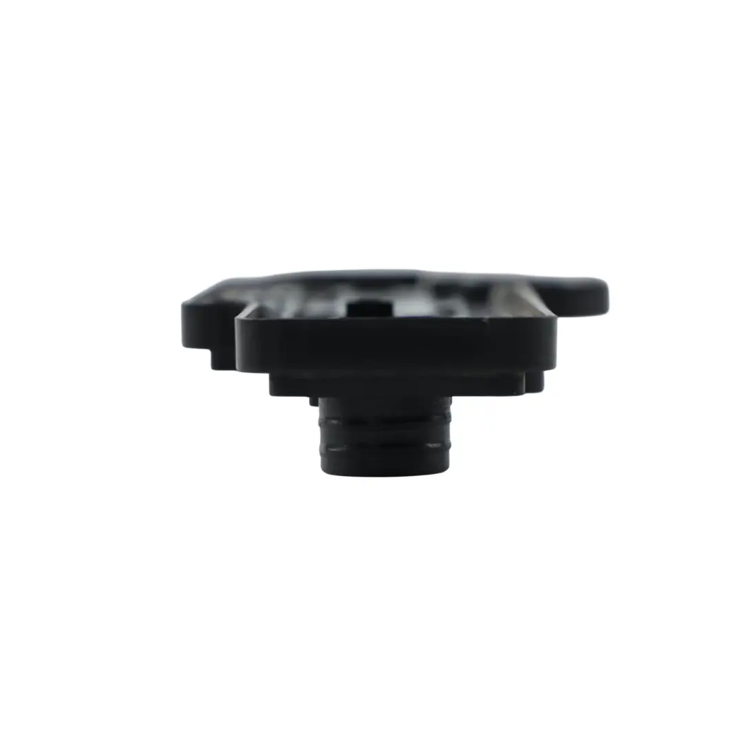 Volkswagen Caddy Mk3 Oprawa Żarówki Lampy Tylnej Prawa - SKU 2K5945258 - Numer Części 2K5945258