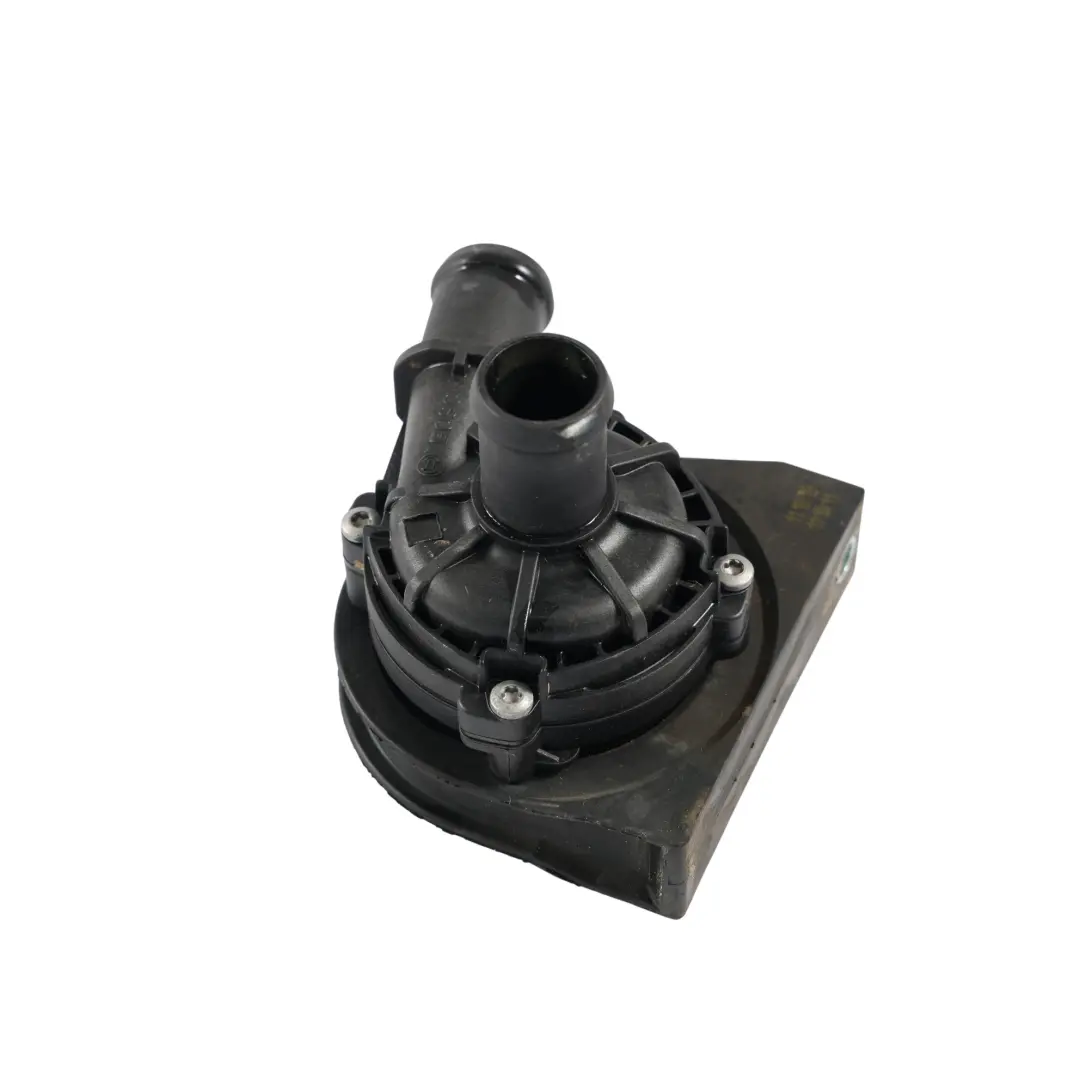 Skoda Karoq NU7 Octavia Mk3 Additional Water Coolant Pump 1.5 TSI - SKU 2Q0965567 - Part number 2Q0965567