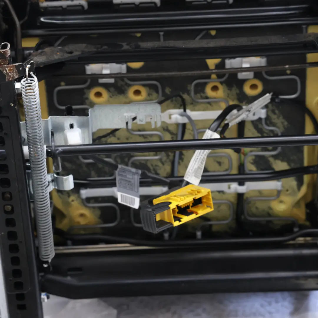 Siège Avant Gauche Chauffant Sport Cuir Nevada Noir pour BMW X3 E83 LCI à propos du numéro de pièce 3454332 BMW X3 E83 LCI Siège Avant Gauche Chauffant Sport Cuir Nevada Noir - SKU 3454332-5 - Numéro de pièce 3454332