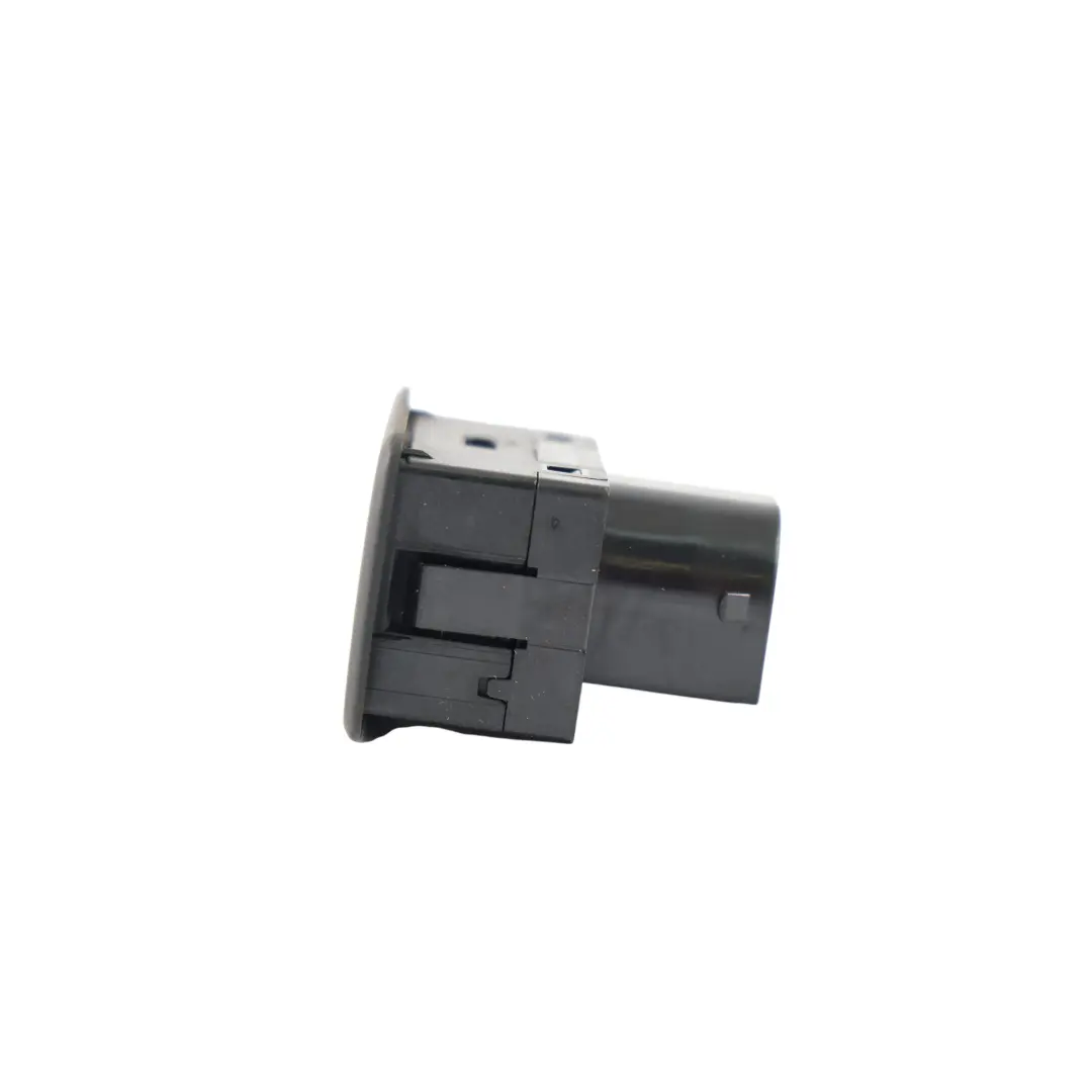 Volkswagen Tiguan Mk2 Electric Tailgate Control Switch - SKU 3G0959832A - Part number 3G0959832A