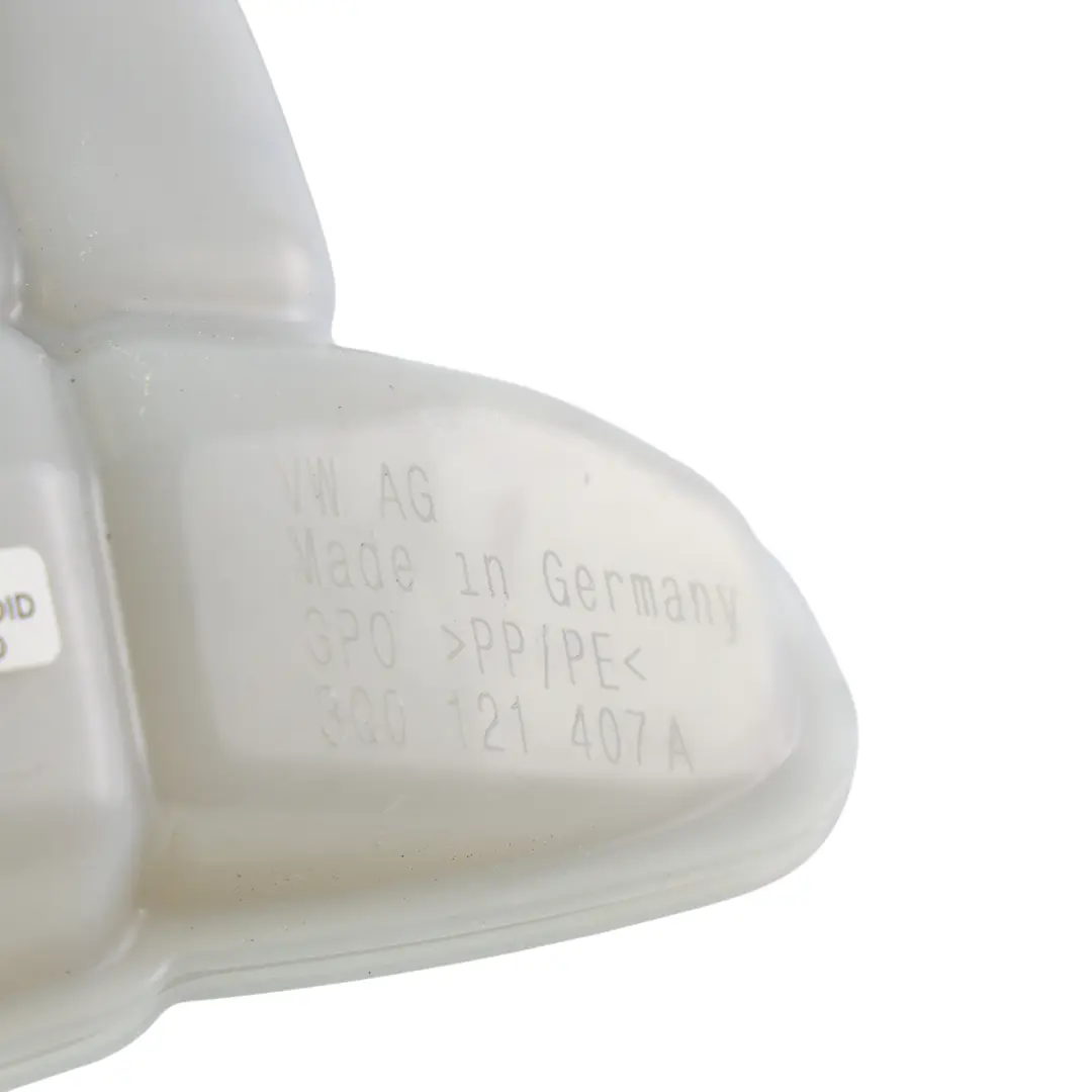 Coolant Expansion Tank Bottle Reservoir 2.0 TDI to Volkswagen Tiguan AD1 with Part number 3Q0121407A Volkswagen Tiguan AD1 Coolant Expansion Tank Bottle Reservoir 2.0 TDI - SKU 3Q0121407A - Part number 3Q0121407A