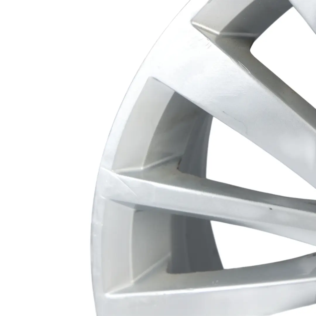 3R Silver Alloy Wheel Rim 17" 7.5J ET:42 to Seat Exeo with Part number 3R0601025E Seat Exeo 3R Silver Alloy Wheel Rim 17" 7.5J ET:42 - SKU 3R0601025E-1 - Part number 3R0601025E