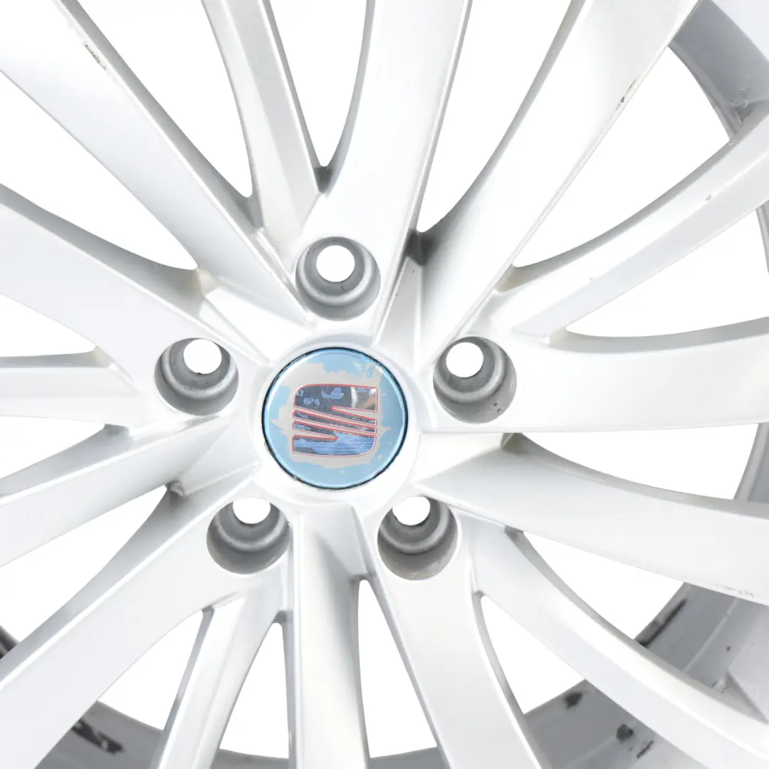 Seat Exeo 3R Silver Alloy Wheel Rim 17" 7.5J ET:42 - SKU 3R0601025E-4 - Part number 3R0601025E