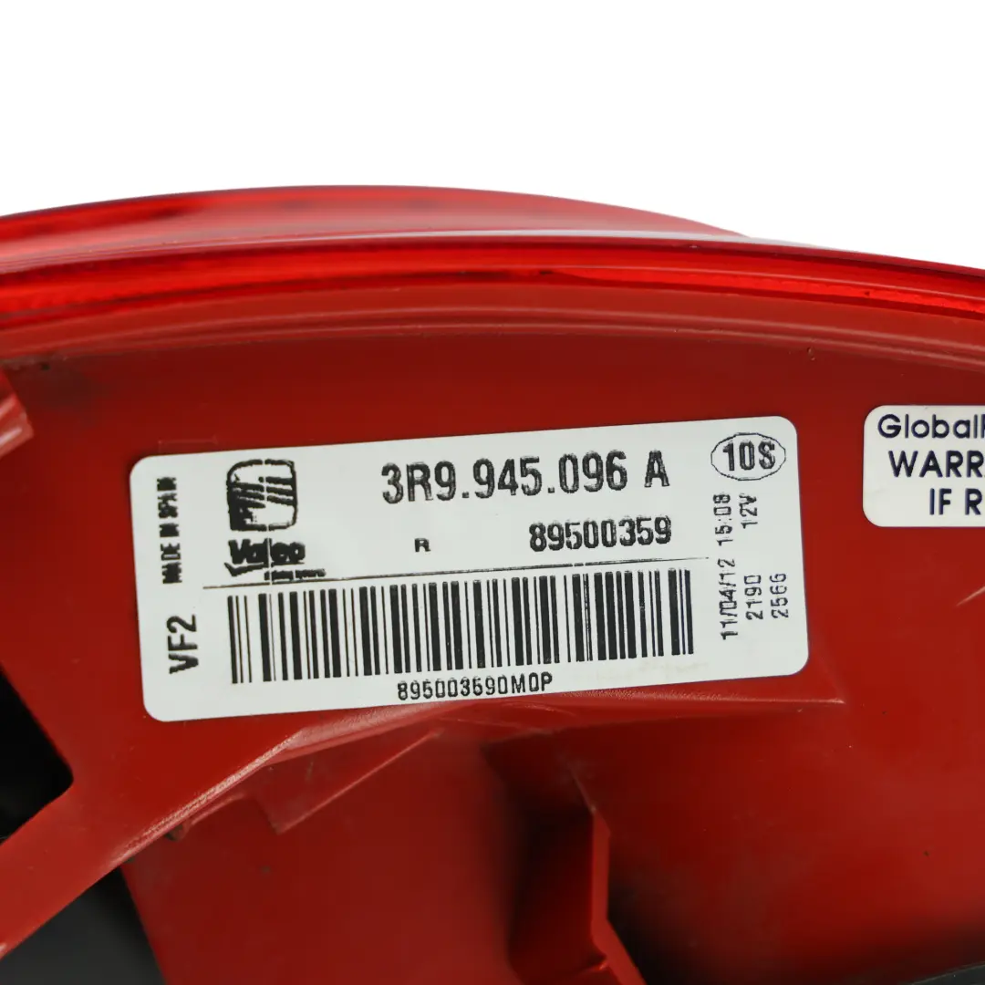 Luz Piloto Trasero Exterior Derecho para Seat Exeo con número de pieza 3R9945096A Seat Exeo Luz Piloto Trasero Exterior Derecho - SKU 3R9945096A - Número de pieza 3R9945096A