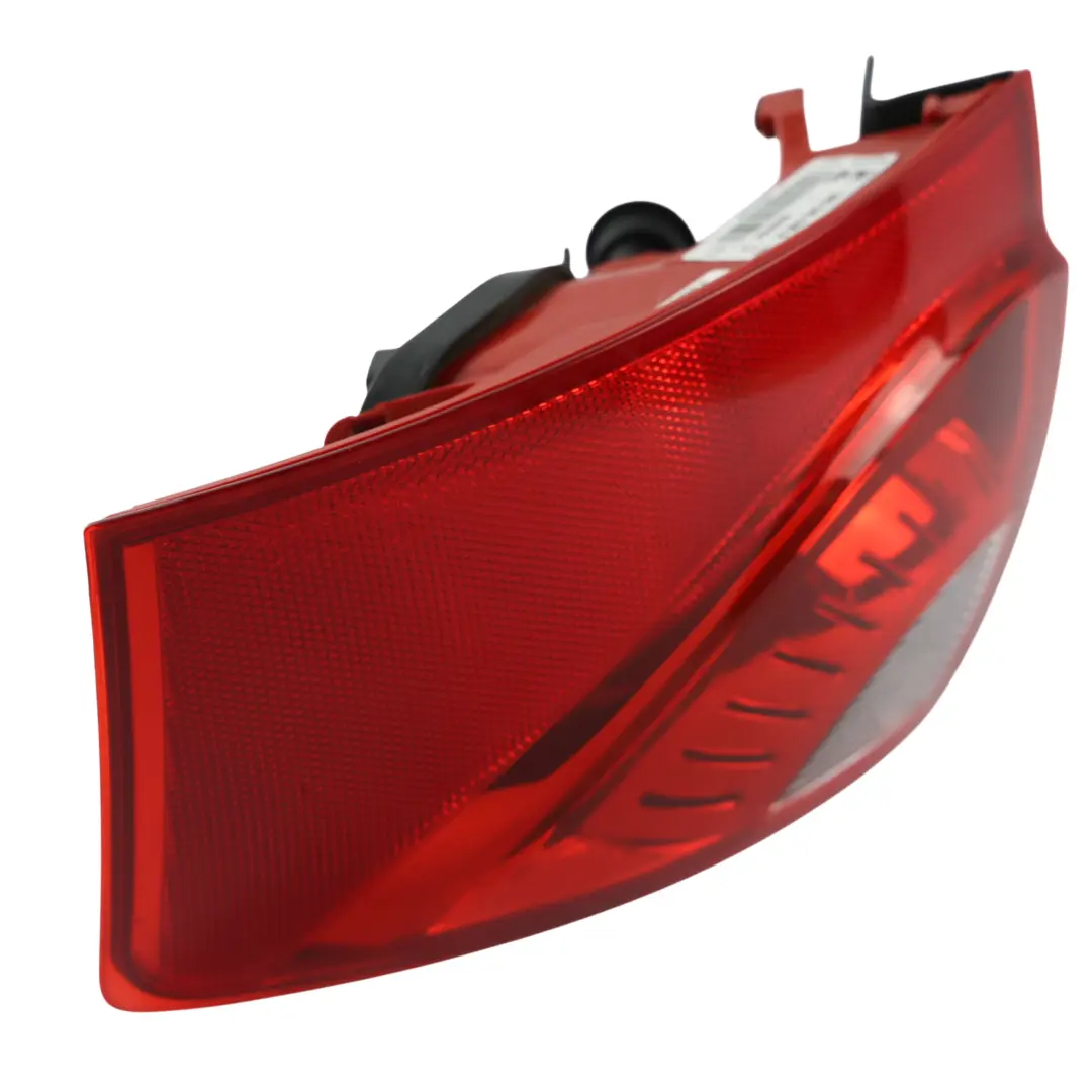 Seat Exeo Rear Tail Light Lamp Outer Right O/S - SKU 3R9945096A - Part number 3R9945096A