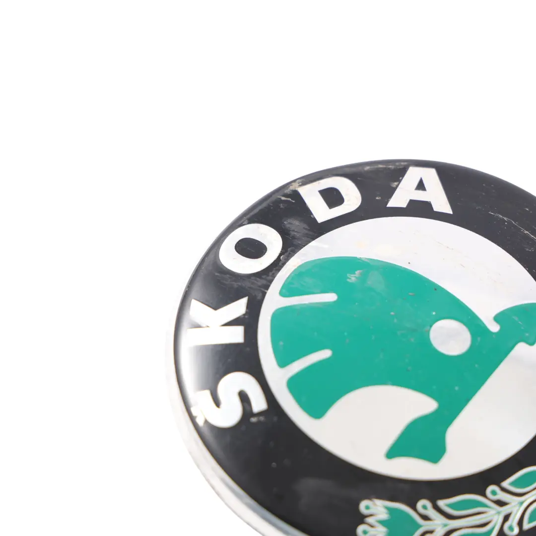 Skoda Yeti 5L Emblem Abzeichen Logo Vorne - SKU 3U0853621B - Teilenummer 3U0853621B