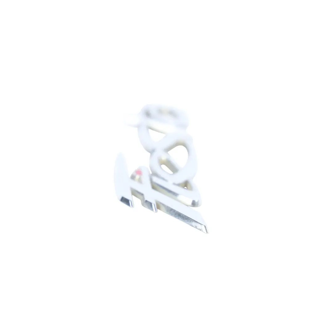 Ford Fiesta Mk7 Emblemat Tylnej Klapy Napis FIESTA - SKU 8A61-A42528-BB - Numer Części 3U5A19H250EA