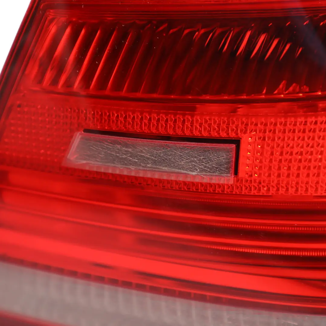 BMW E92 Coupé Rear Light Lamp In The Side Panel Right O/S Side - SKU 4428214 - Part number 4428214