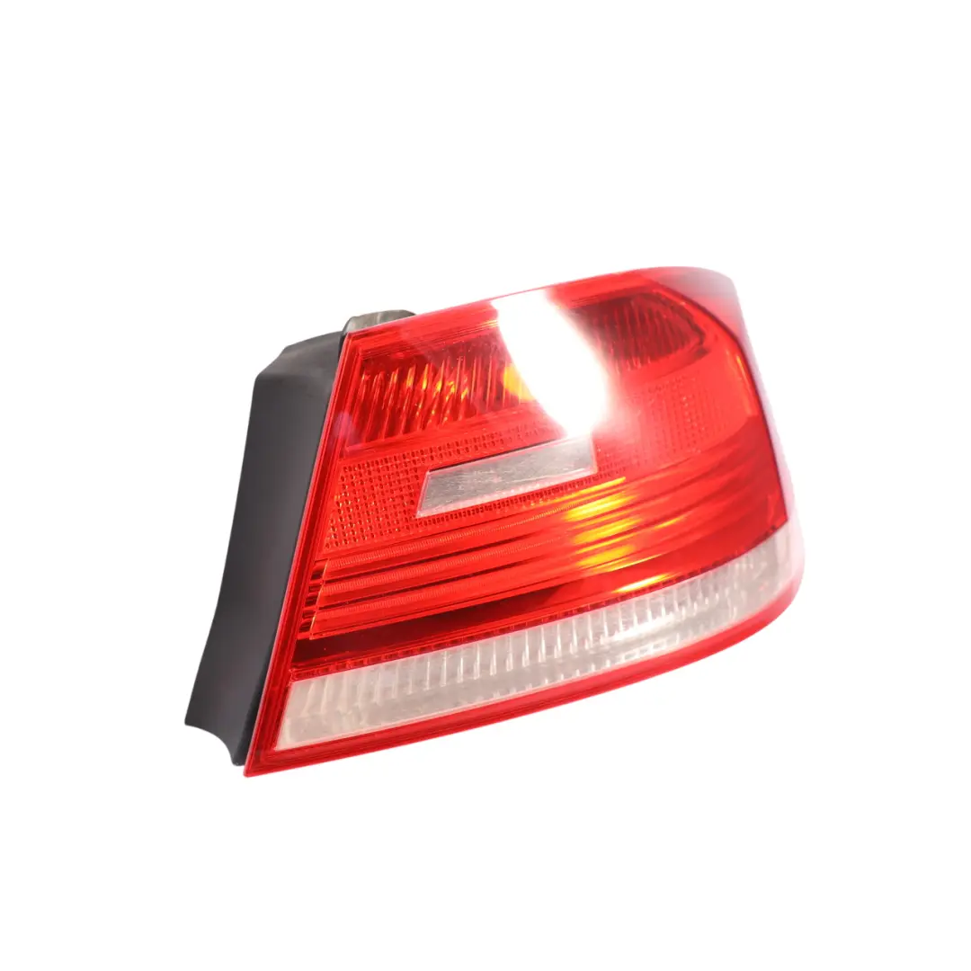 BMW E92 Coupé Rear Light Lamp In The Side Panel Right O/S Side - SKU 4428214 - Part number 4428214